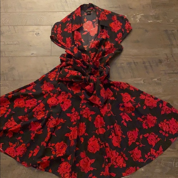 100% Silk MODA International Roses Dress - Picture 4 of 7